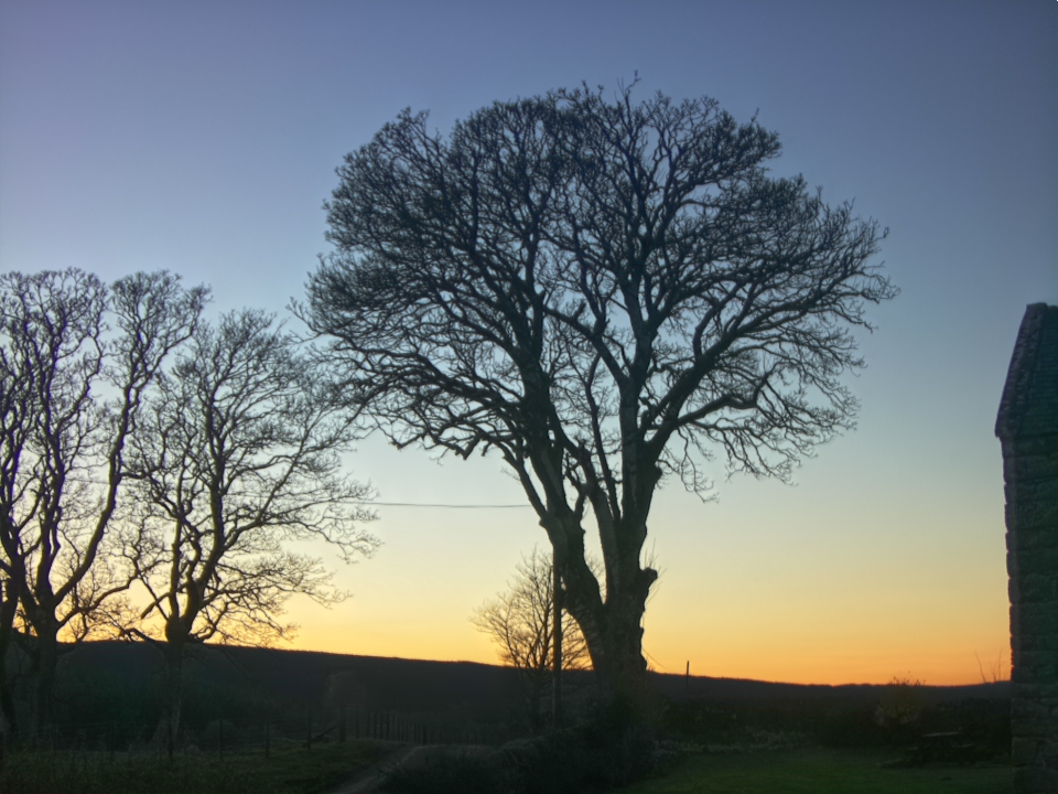 Webcam photo for 18 hrs today