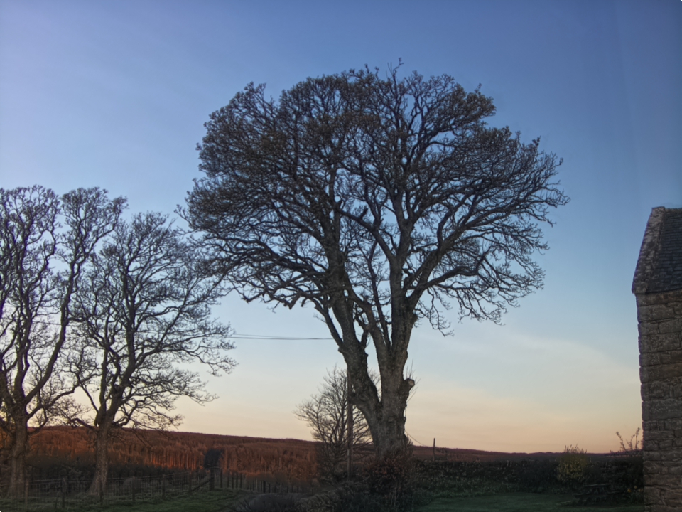 Webcam photo for 06 hrs today